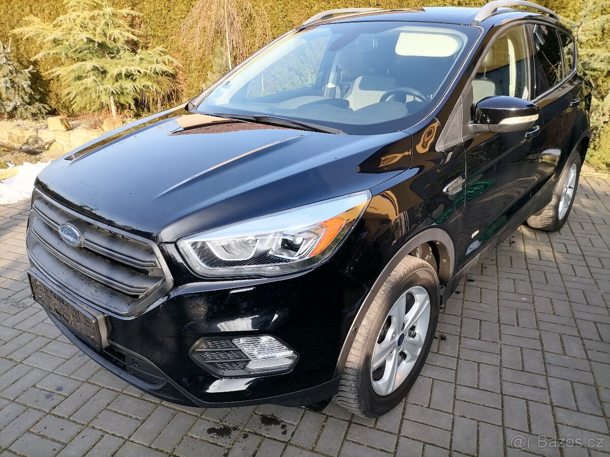 Ford Kuga 2.0Tdci 110kw AWDTitanium86000kmNaviKamerPravServi