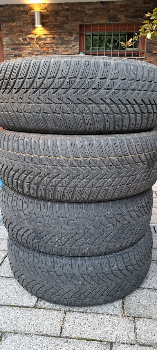 Zimní pneu Nokian 235/55 R19