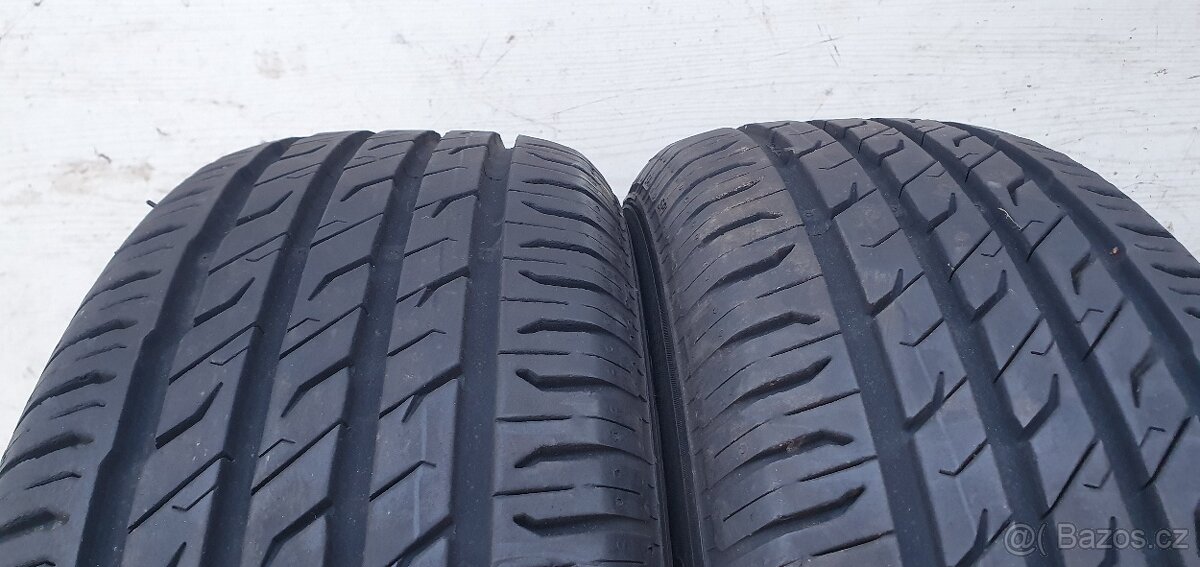 Zánovní letní pneumatiky Semperit 205/60R16 92H