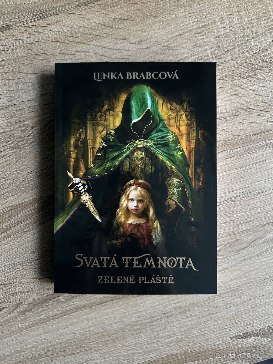 Kniha Svatá temnota 1 - Zelené pláště