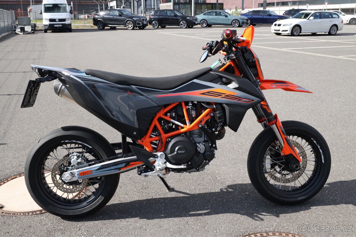 KTM 690 SMC-R