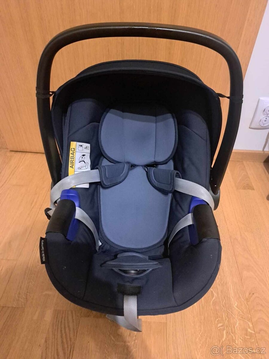 Dětská autosedačka - vajíčko Britax Römer + izofix