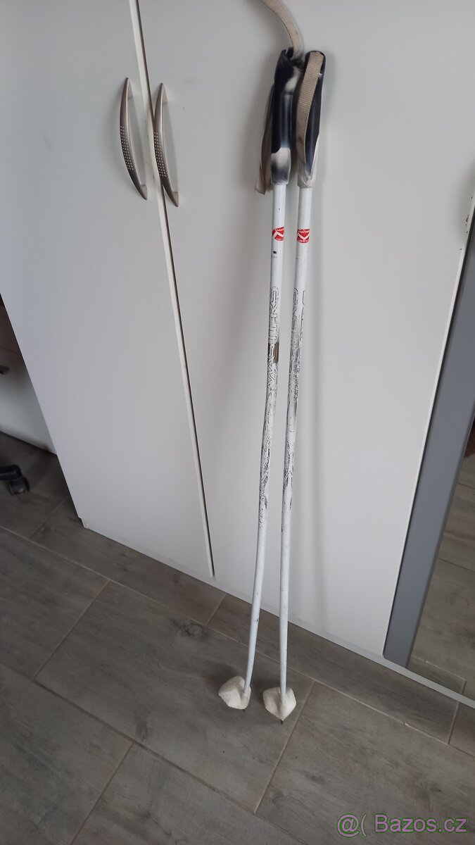 Hůlky na běžky Masters 125cm