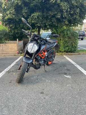 KTM DUKE 125 2023