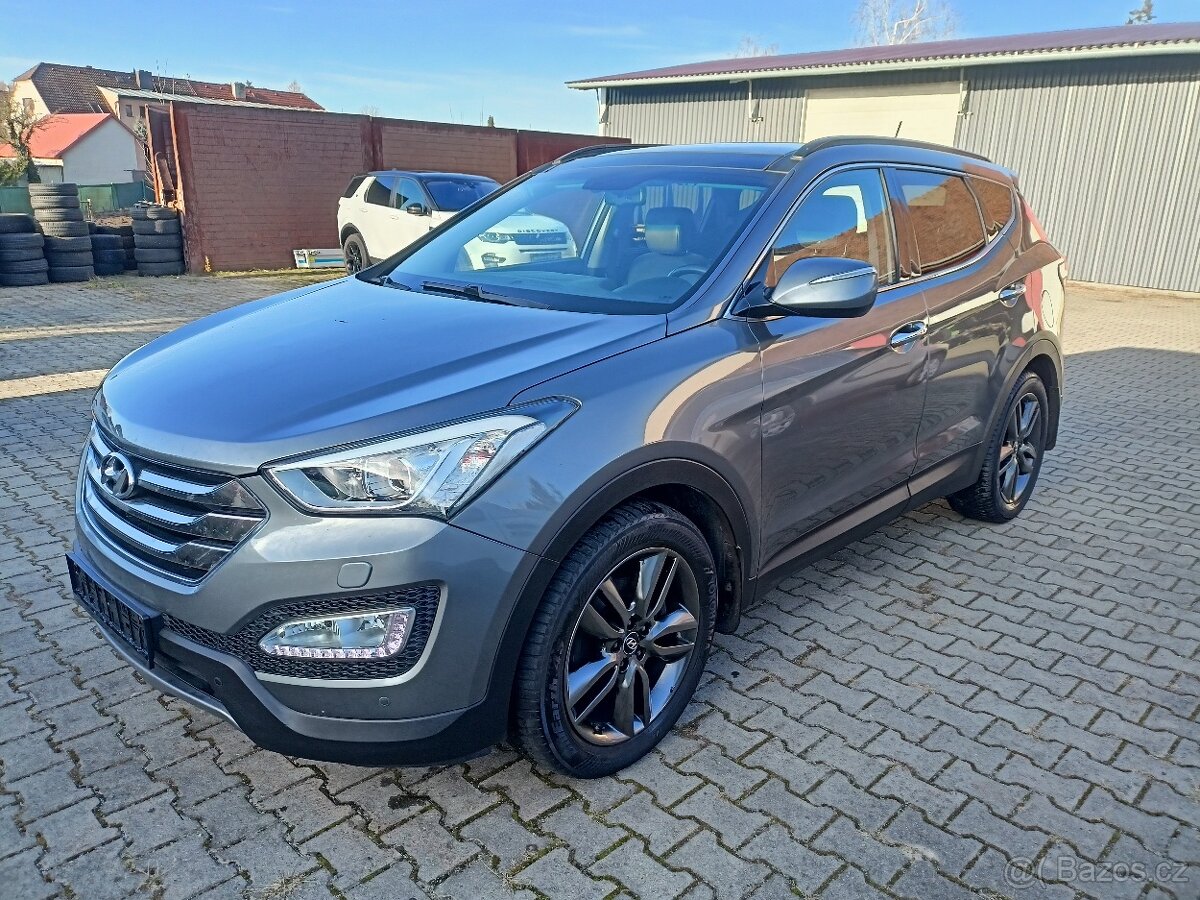 HYUNDAI SANTA FE 2,2 CRDI AWD AUT 123 tis km