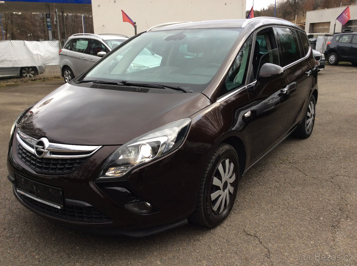 Opel Zafira Tourer 2.0 CDTI Cosmo - 7MÍST