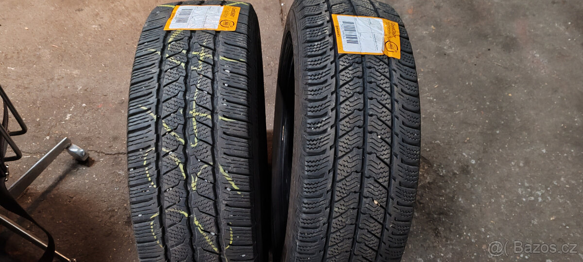 2 zimní pneumatiky CONTINENTAL 215/65R16C 6,50mm DOT 2022