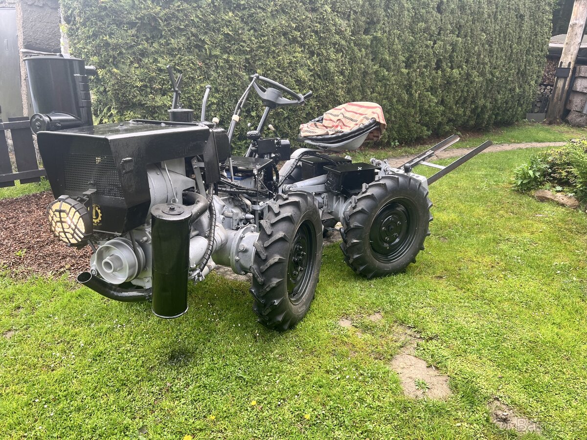 Prodam malotraktor TK