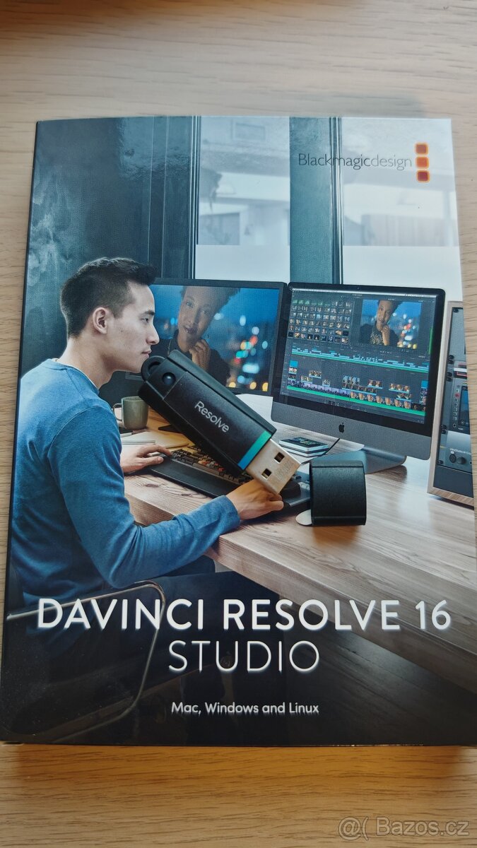 Black magic design Davinci resolve dongle