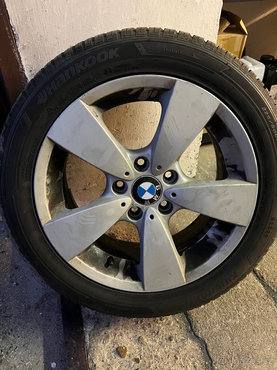 BMW zimní kola 225/50 R17