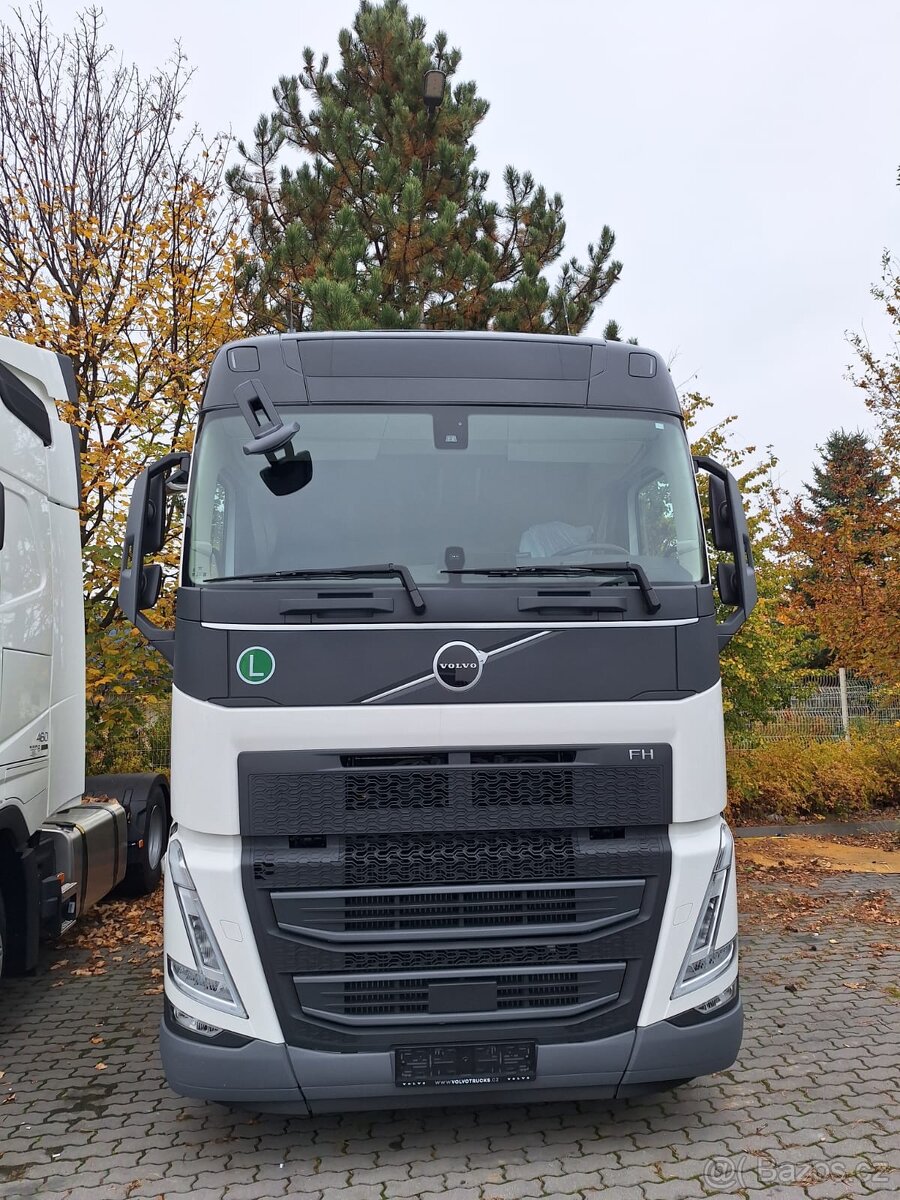 NOVÝ TAHAČ VOLVO FH 13.460 - ZÁRUKA