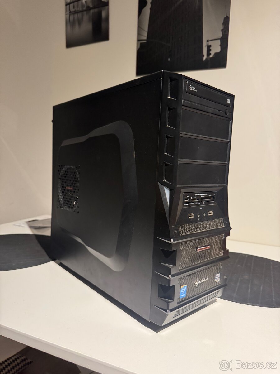 Starší herní PC i5 rx 580 16GB ram