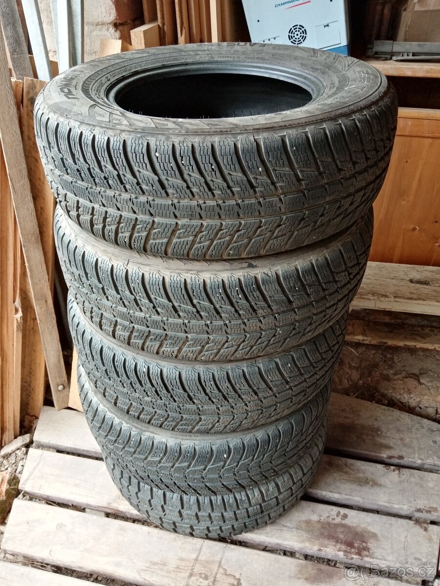 pneu zimní Nokian 235/70 R16 WR SUV3