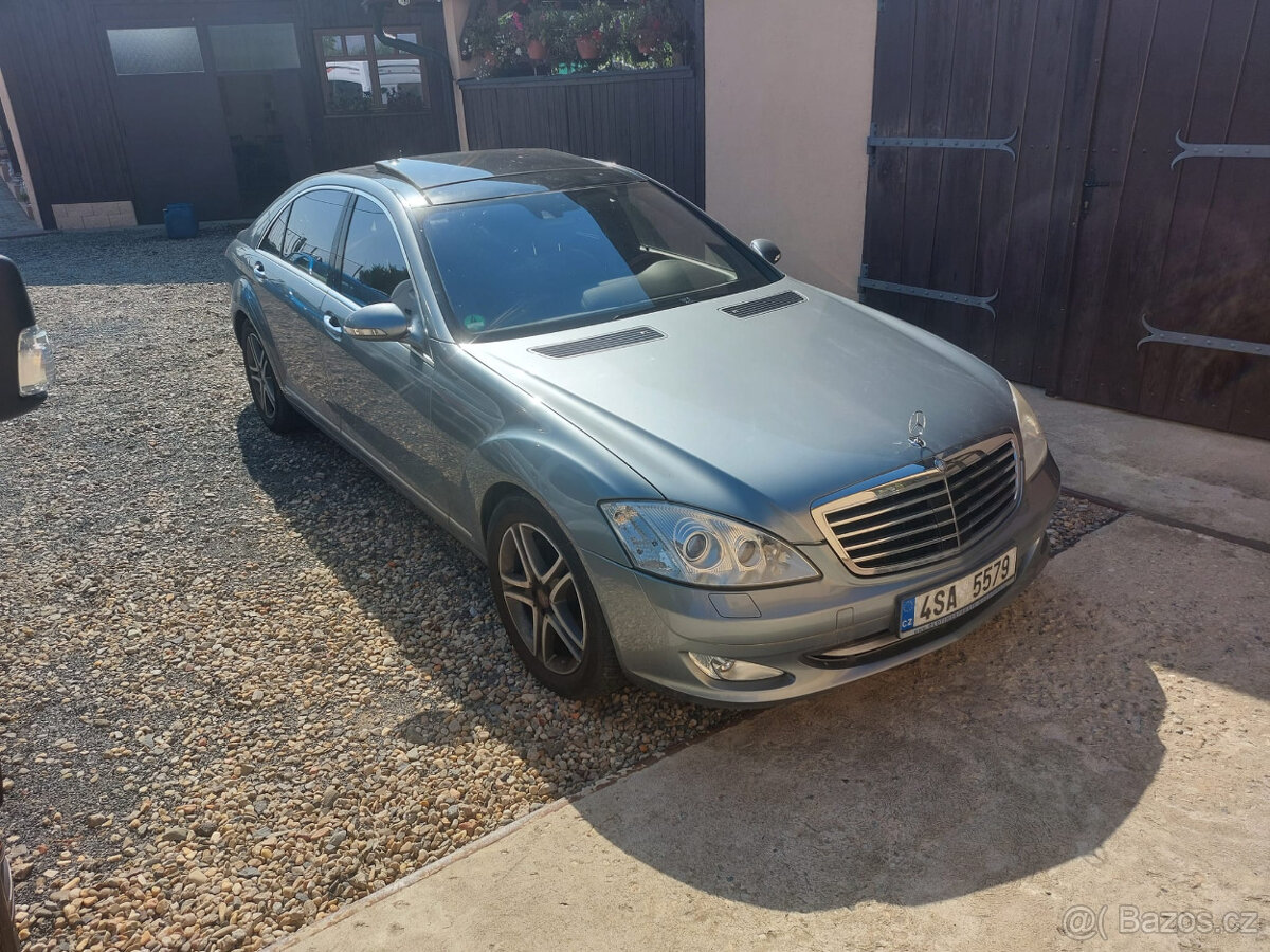 Mercedes-benz W221,500s,long,plna vybava.