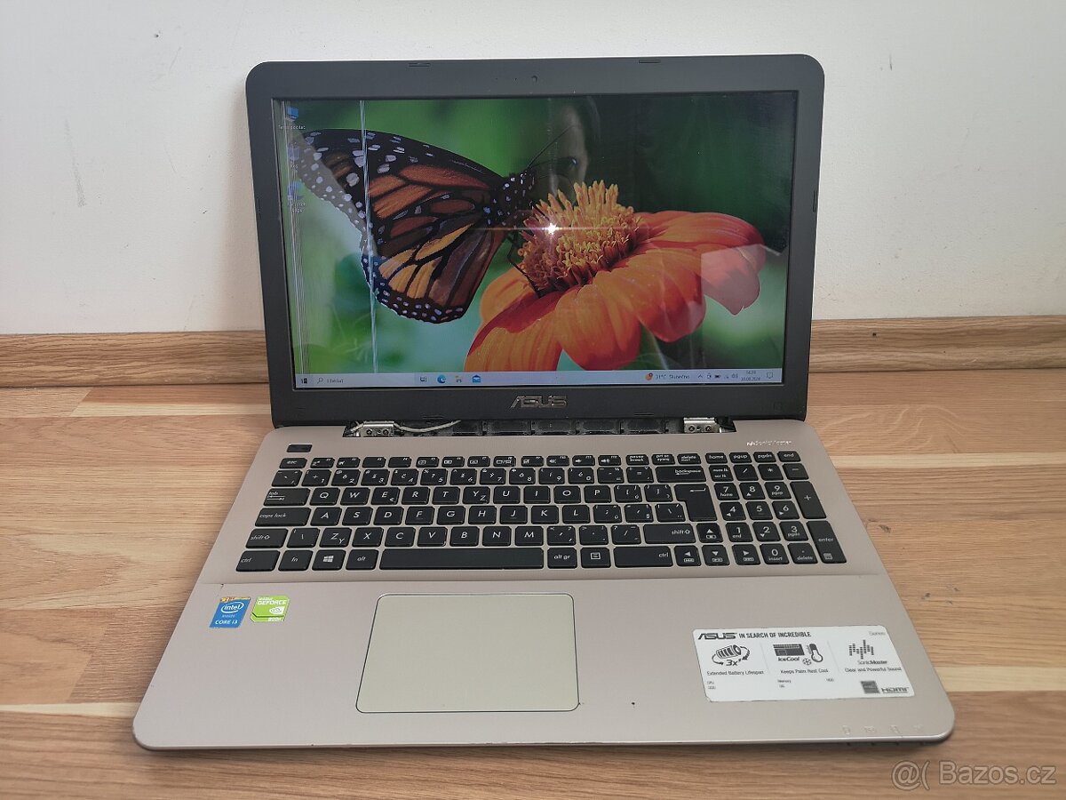 Notebook Asus X555L - vada displeje