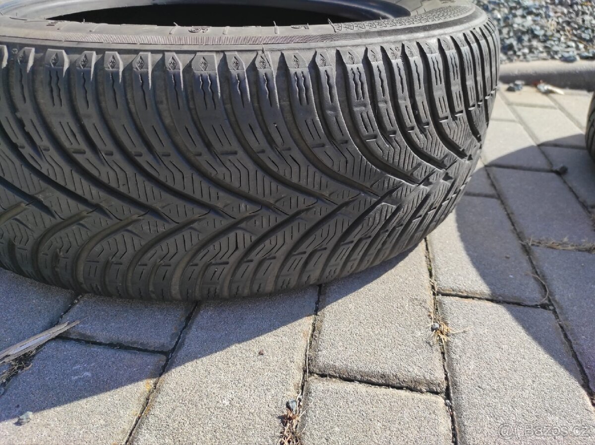 Zimní pneumatiky Kleber 215/55 R16