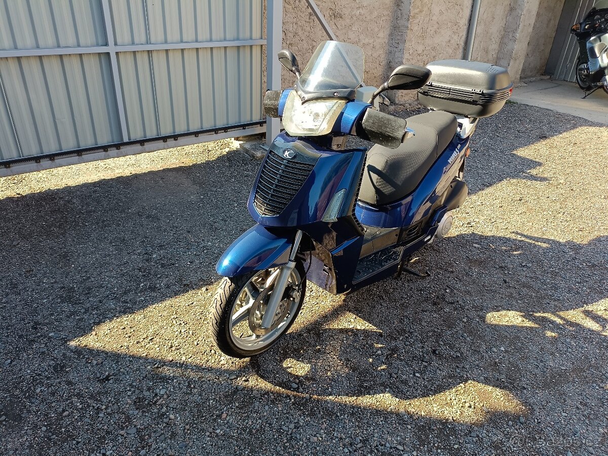 Kymco People 250 Cz doklady v ceně