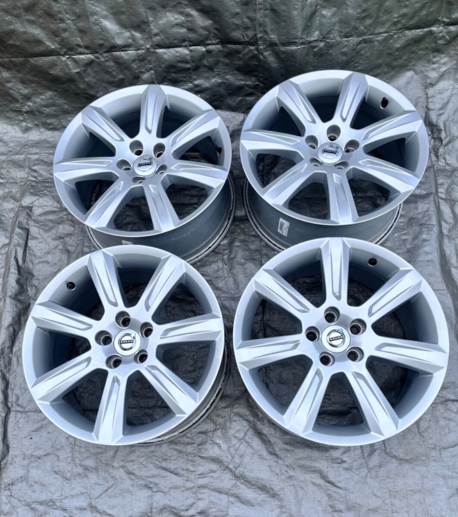 5x108 R17 originál alu disky Volvo V90