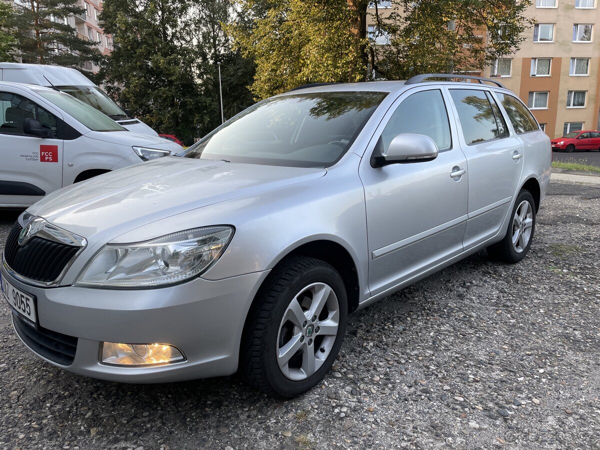 Škoda Octavia II combi 1.6 TDI DSG 2012