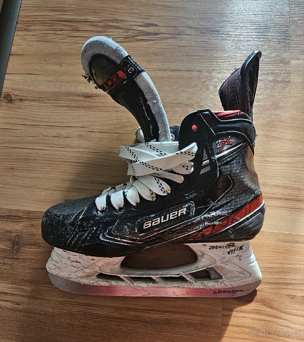 Brusle Bauer Vapor 2x, vel. 3,5, D (36,5)
Stélka 23,5 cm.