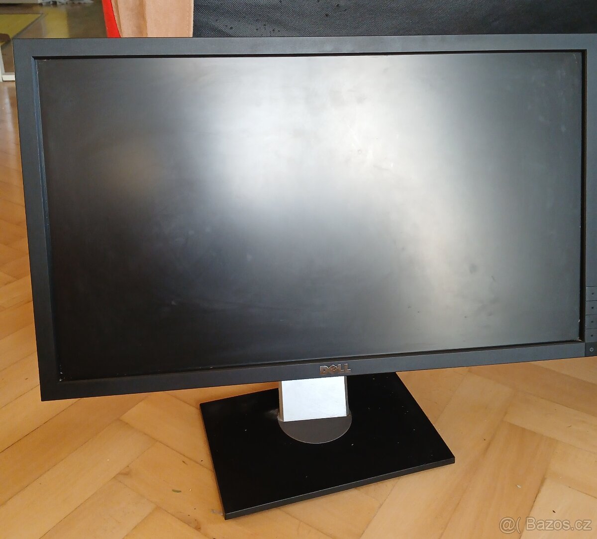 Monitor Dell z roku 2010