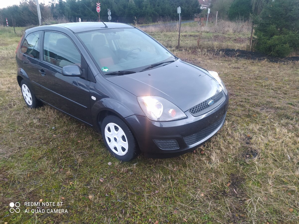 Prodám Ford Fiesta 1.3 benzin