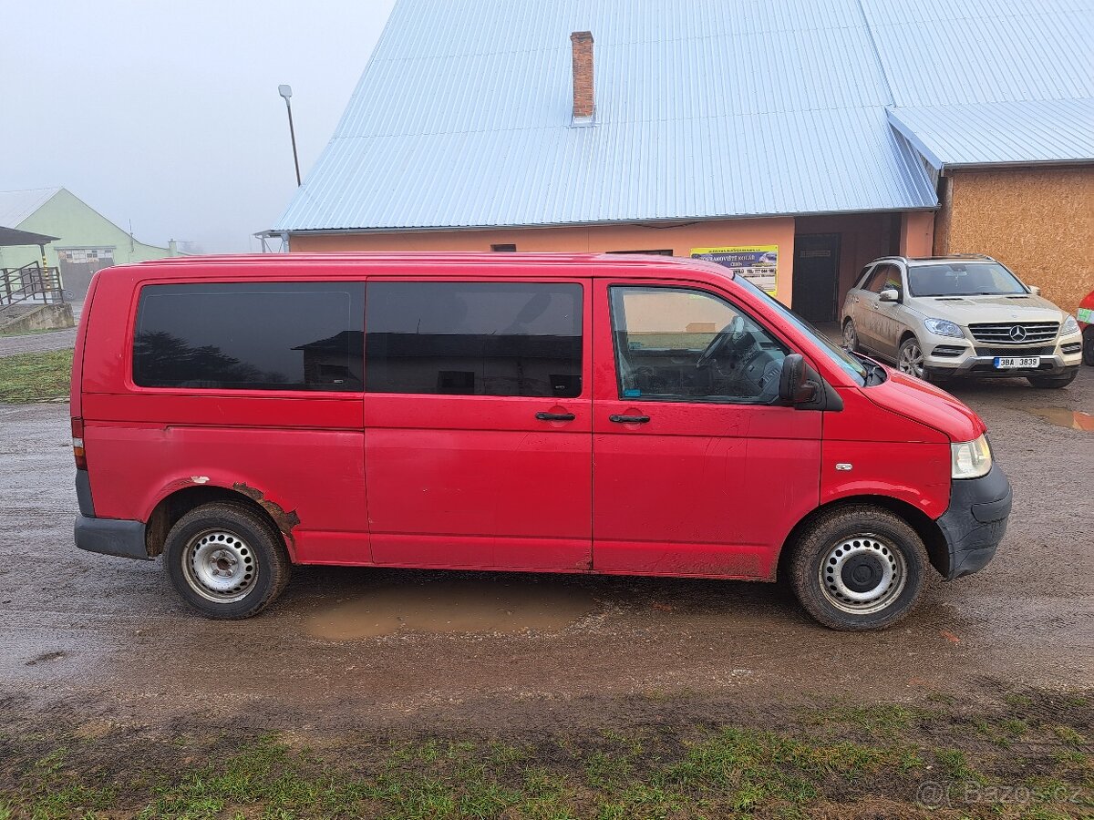 VW TRANSPORTER T5 2.5 TDI 96KW, R.V.08, N.D.