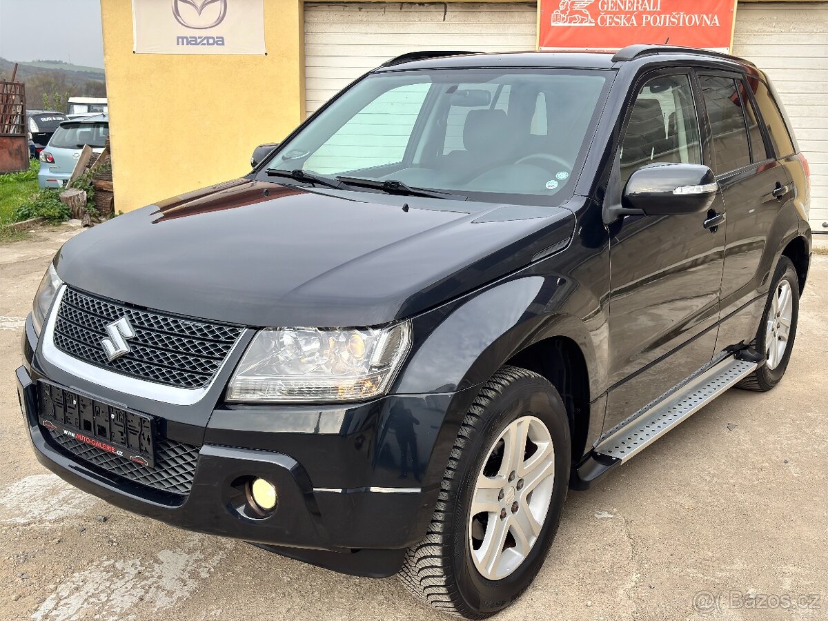 SUZUKI GRAND VITARA 2.4i 124KW,VÝHŘEV,TAŽNÉ,PDC,ALU,BEZ RZI