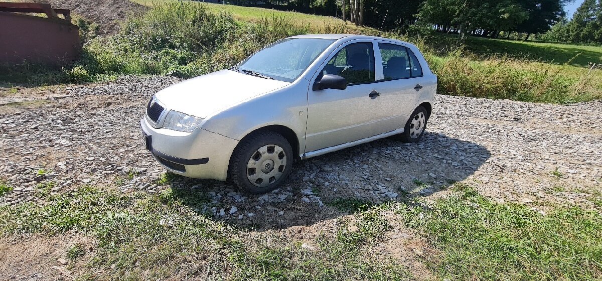 Škoda fabie 1,4 mpi rok2002