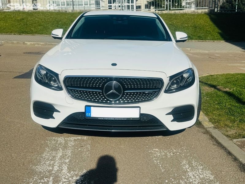 Mercedes E220-143kw.r.v.2019 AMG 4 matic