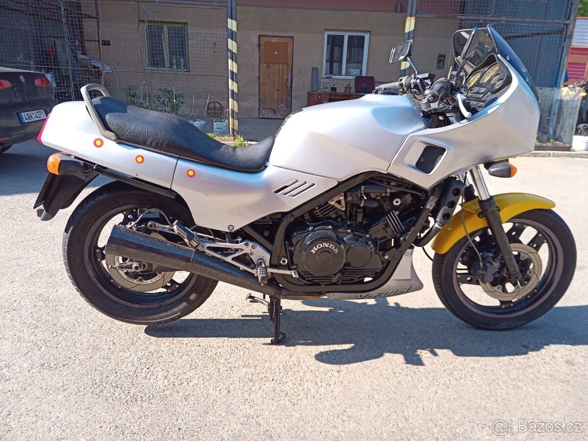 Honda VF1000F