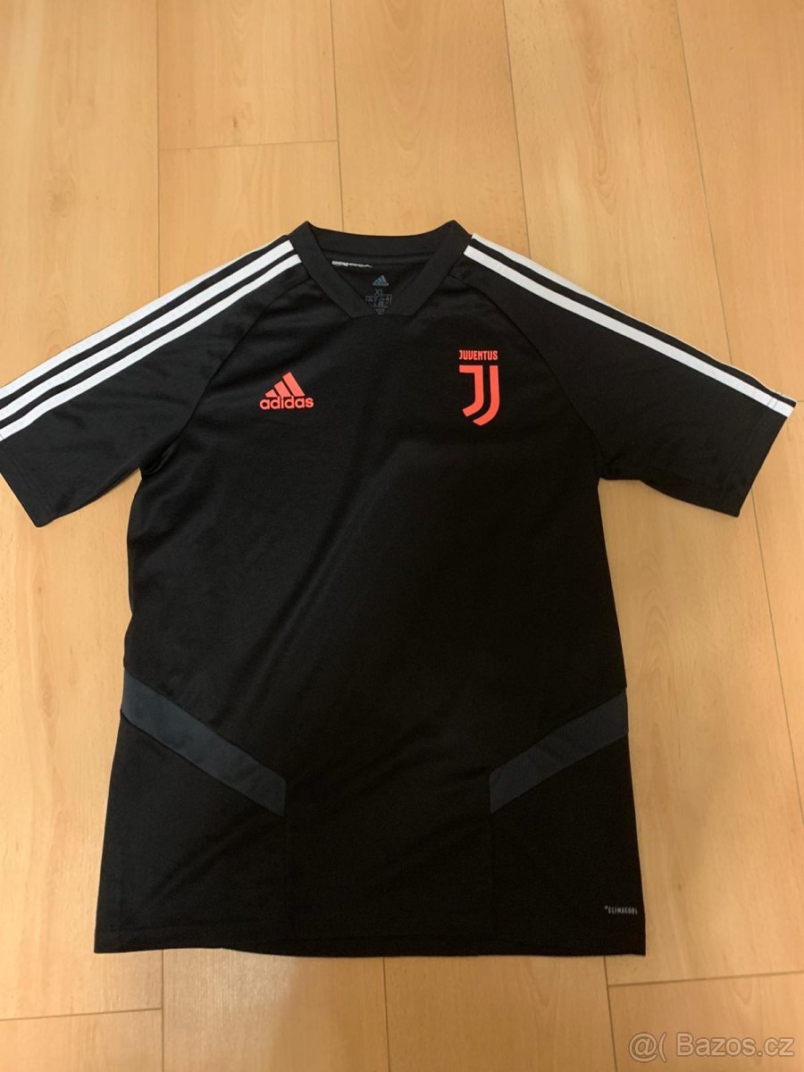 Originál trénink triko Juventus vel. 176