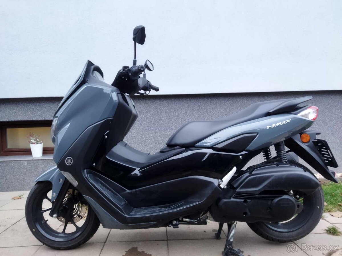 YAMAHA NMAX125