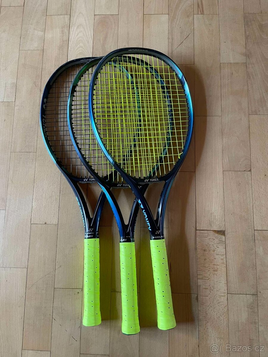 Yonex Ezone 100 2022