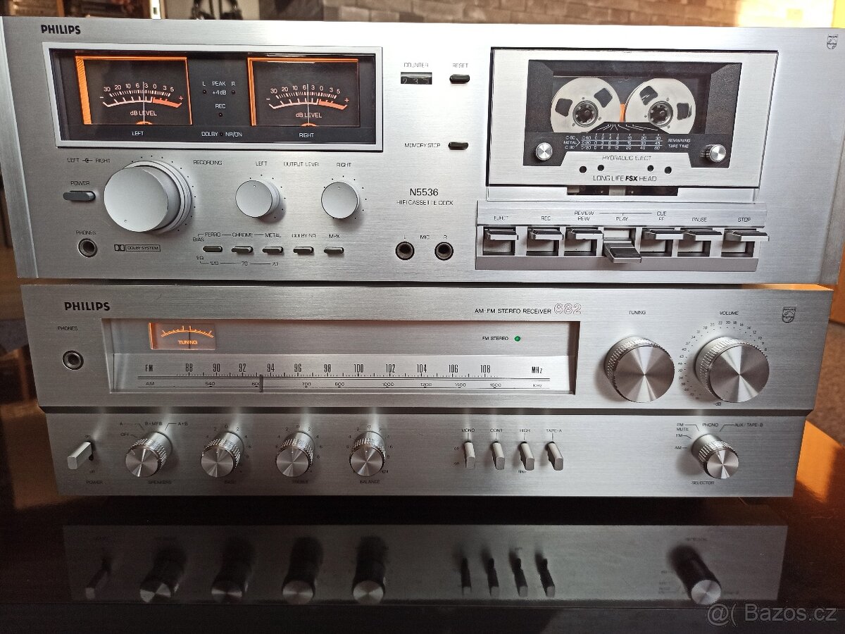 Receiver Philips 682 + cassette deck N5536.