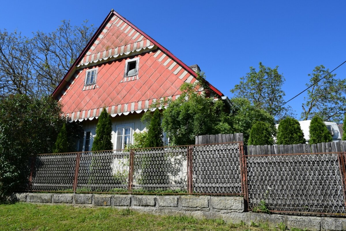 Prodej rodinného domu se stodolami v Bílá Třemešné