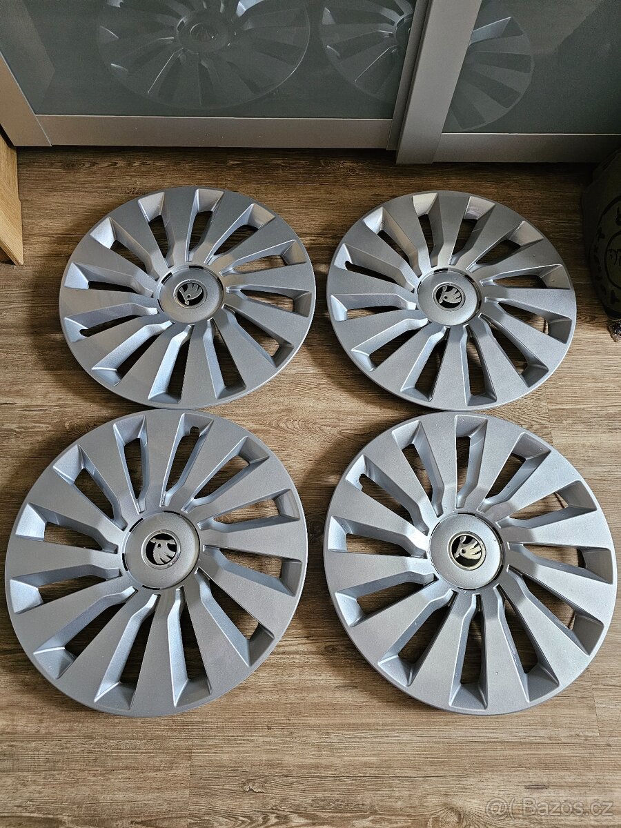 SADA POKLIC ŠKODA TEKTON 16" 5E0071456C jako nové