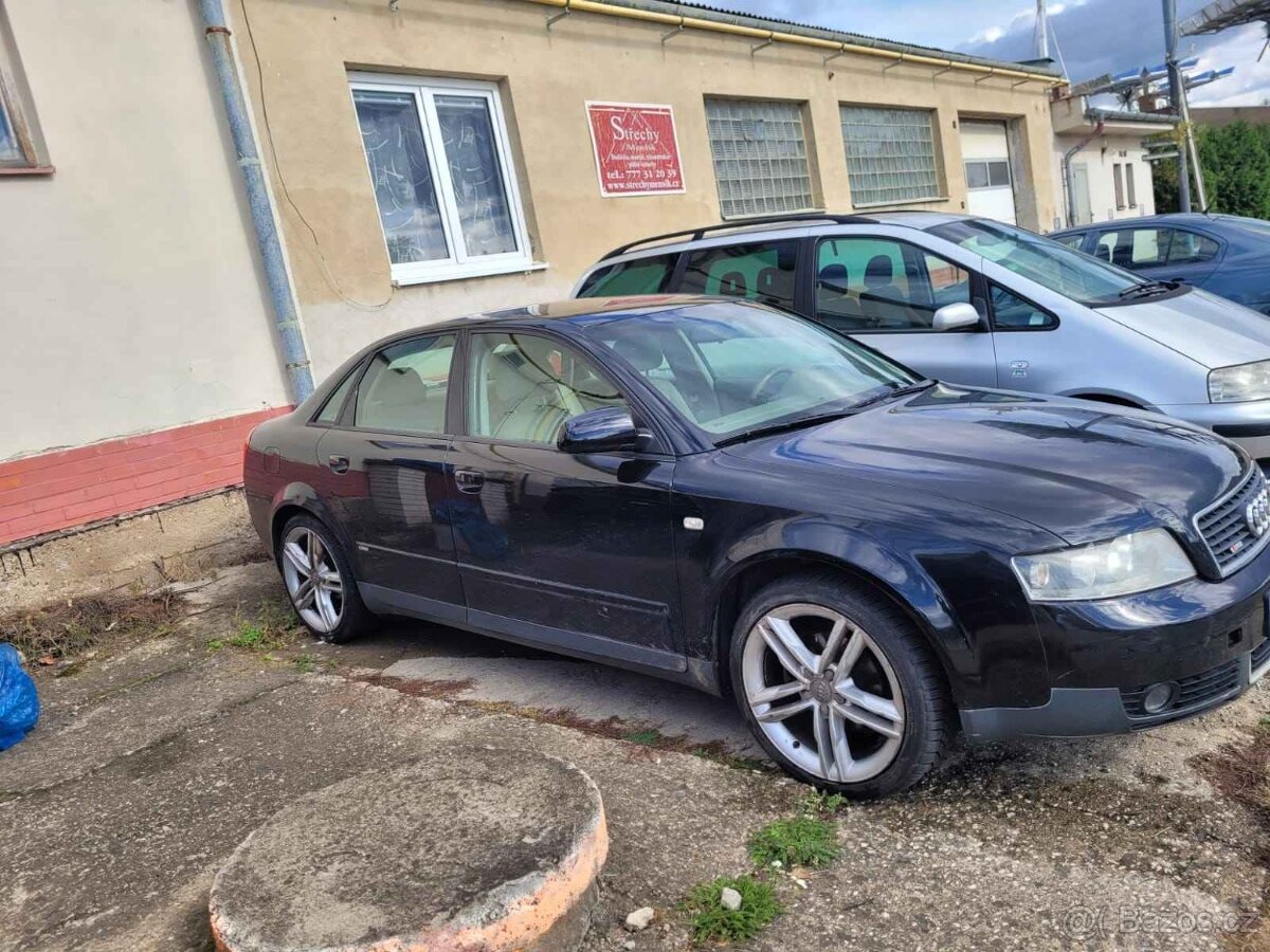 Audi A4 na náhradní díly