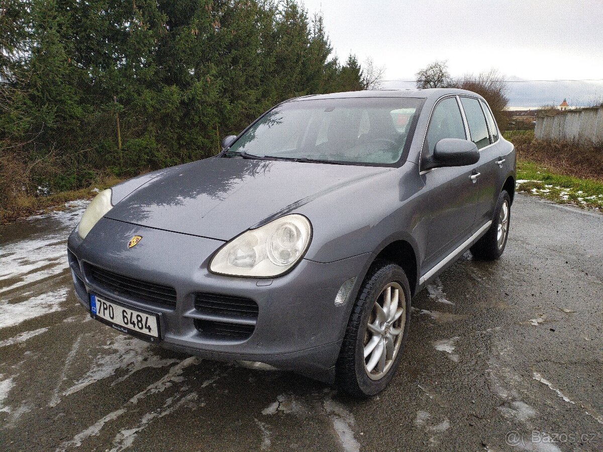 Porsche Cayenne S 4,5 benzín - manuální převodovka