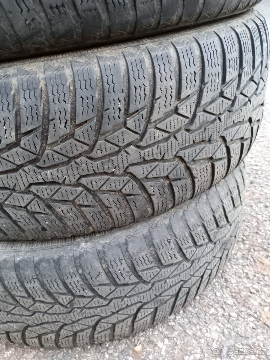 Sada zimních pneu Nokian 195/65 r15