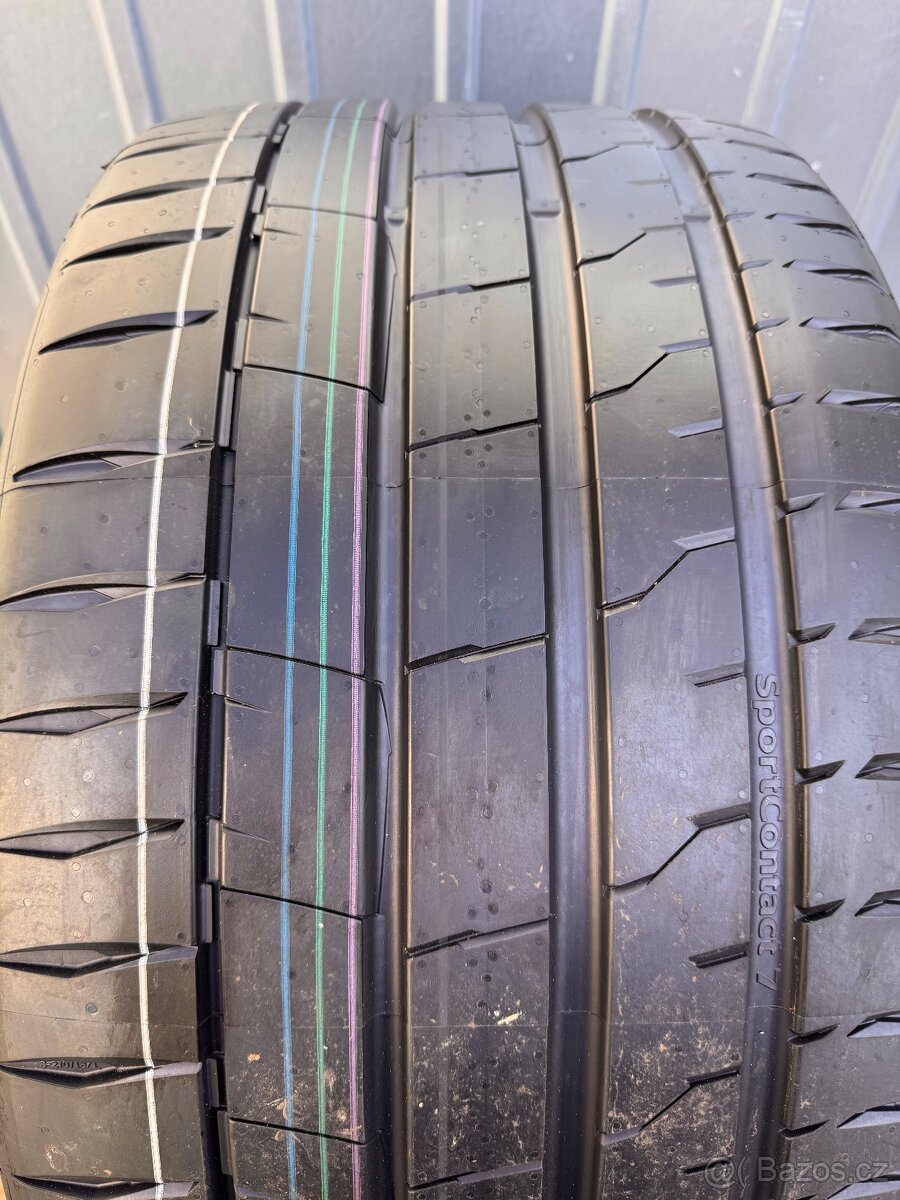 285/30/22 285/30 R22 NOVE LETNE  PNEU  CONTINENTAL