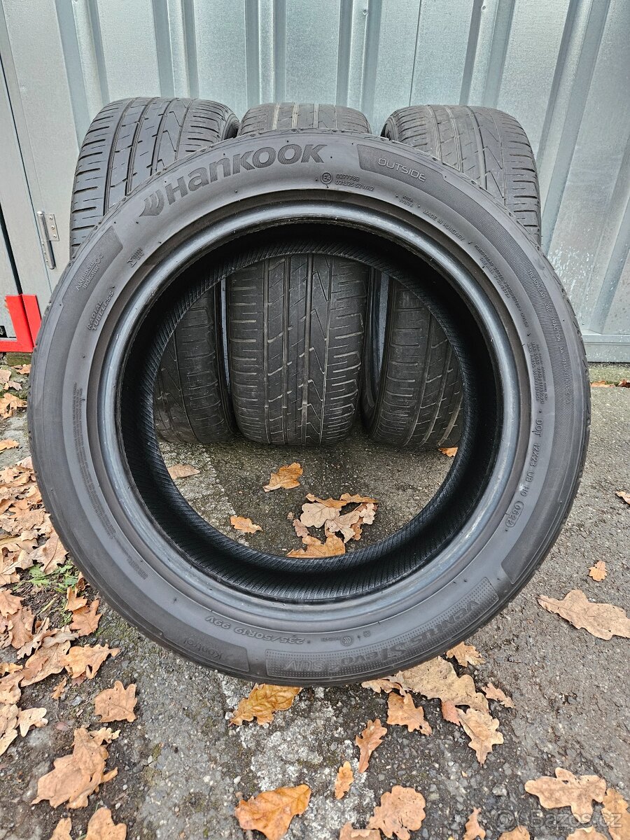 Letní pneu Hankook 235/50 R19