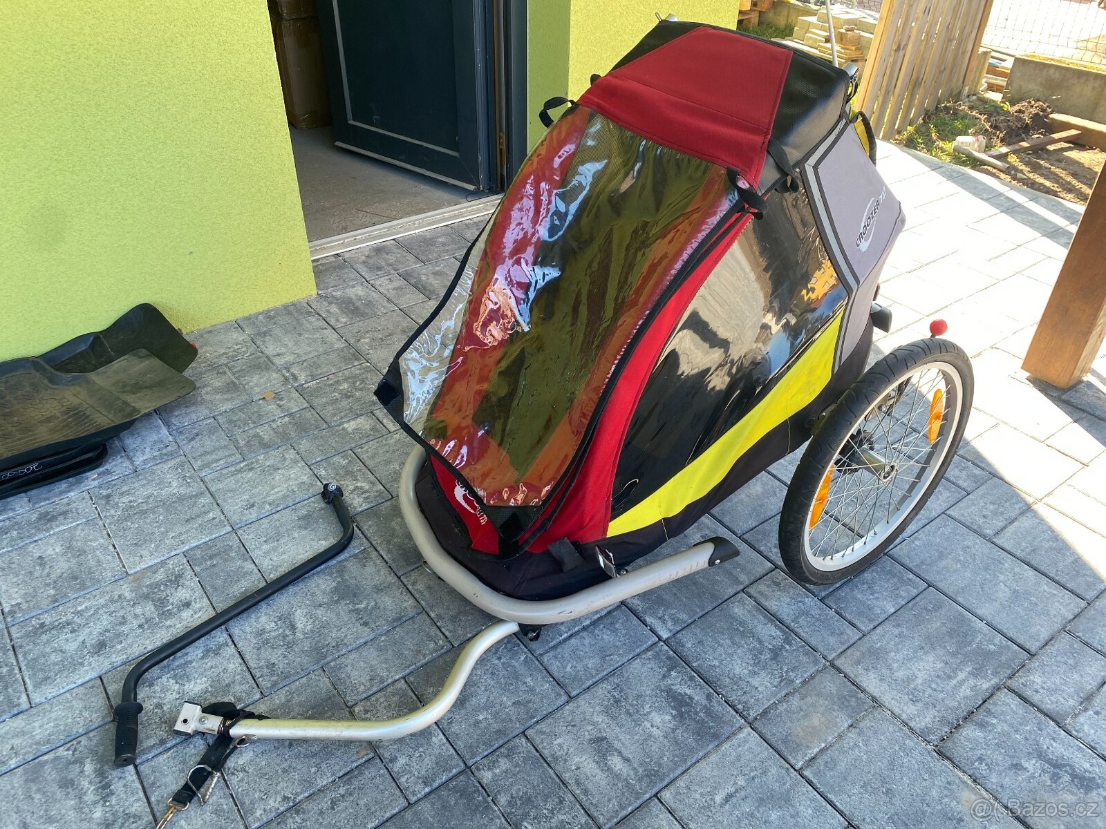 Croozer 737 cyklovozík pro děti