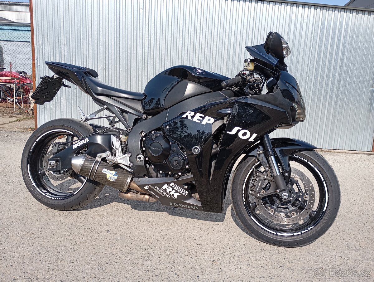 Honda cbr 1000rr