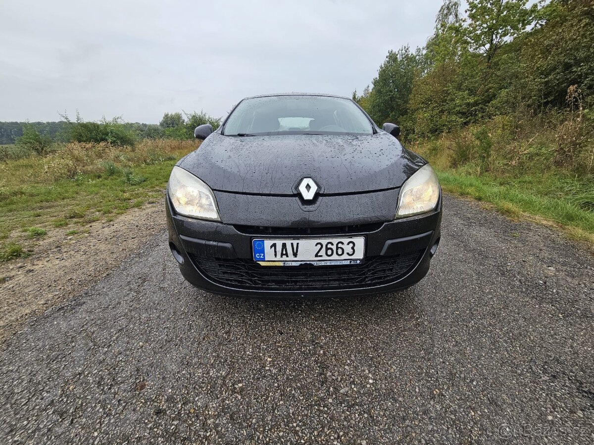 Aukce Renault Megane 1,6 kombi 74 kW