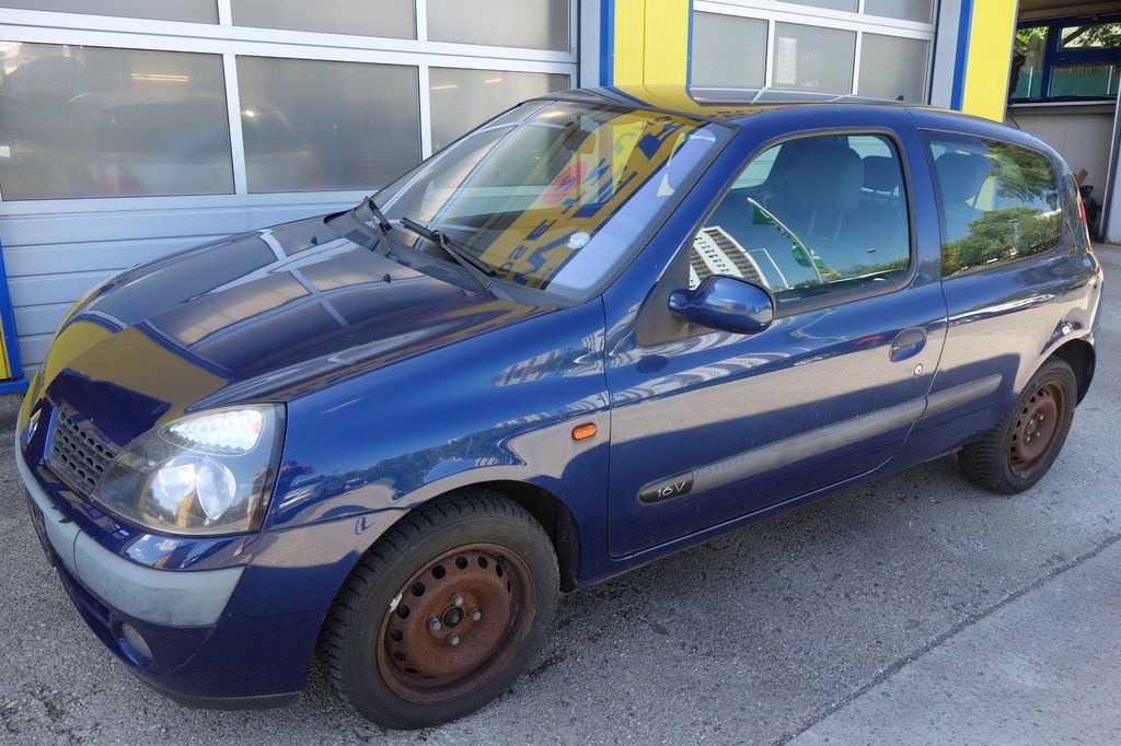 Renault Clio 1.2i benzín  4valec