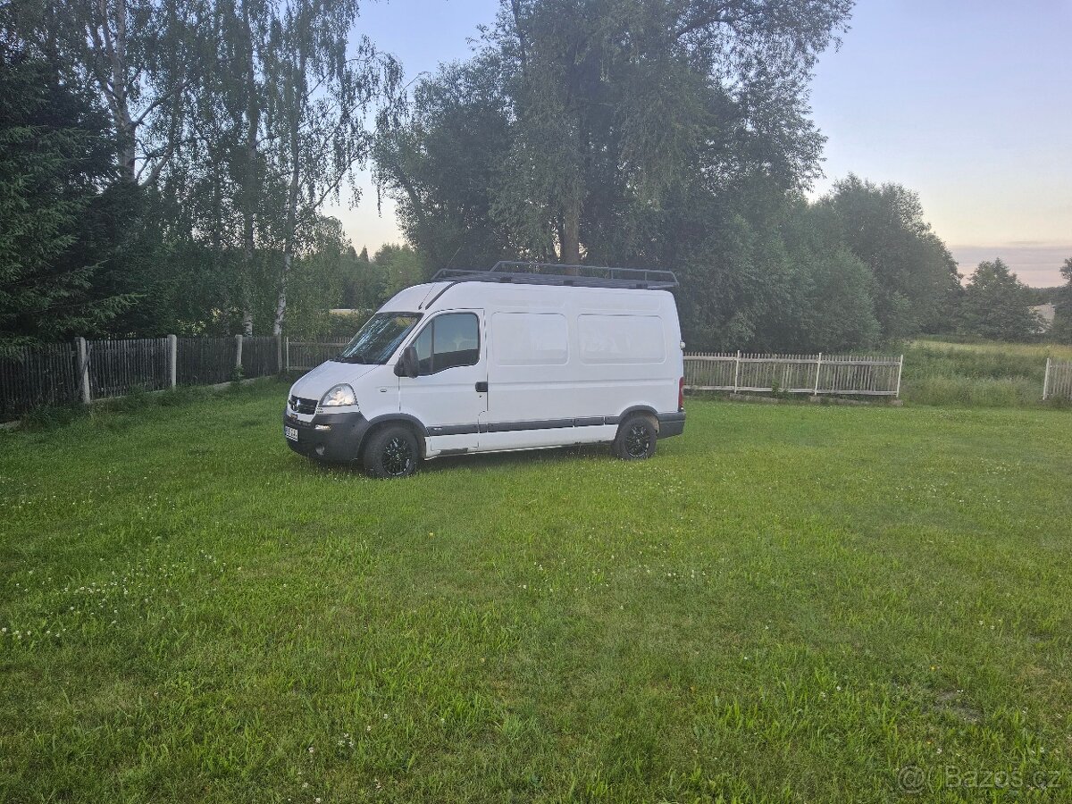 Opel Movano 107 KW rv 2008 l2h2