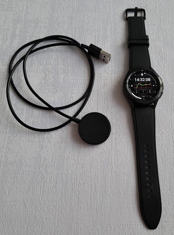 Samsung Galaxy Watch4 Classic 42mm, černé