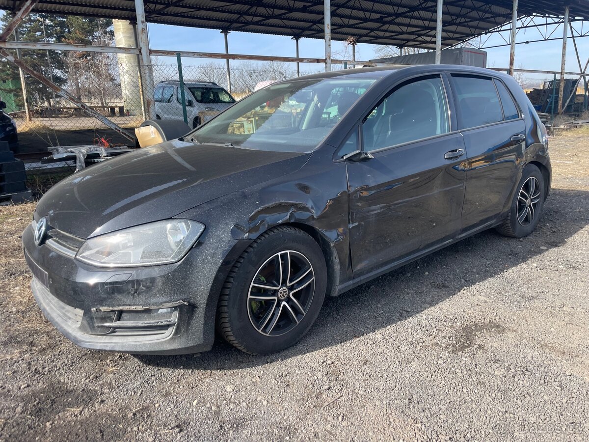 VW GOLF VII 1.2TSI 63kW