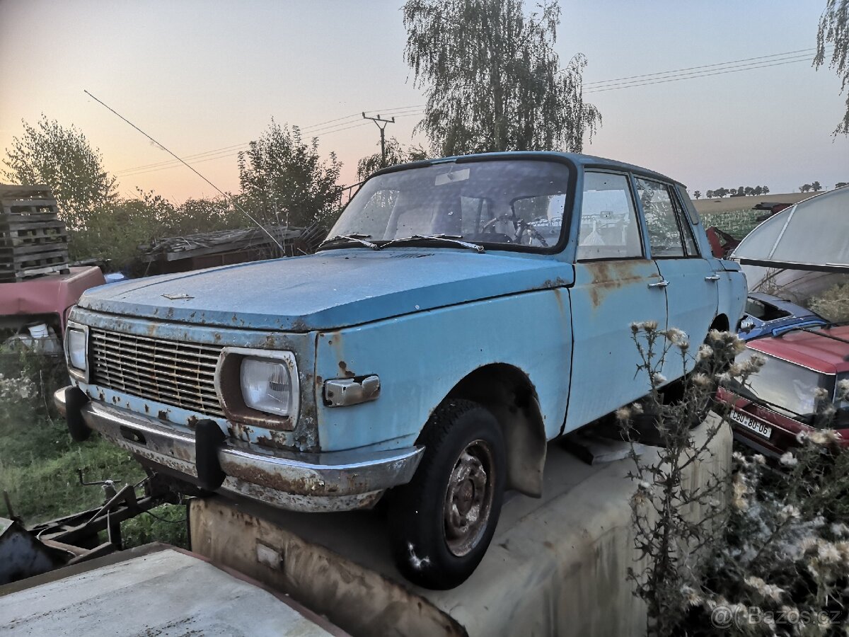 Prodám Wartburg sedan 353